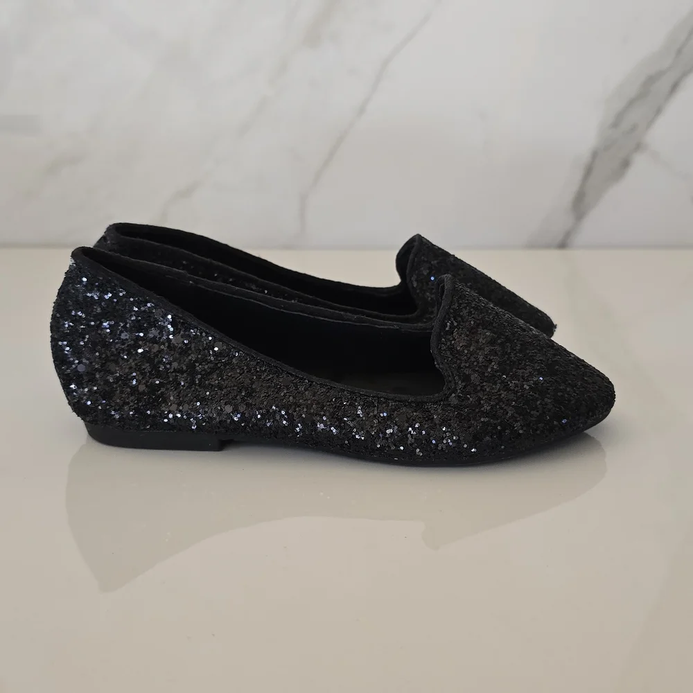 Girl's Black glittery Almond Toe Ballerina flats Size 11